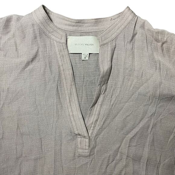 Brochu Walker Anglia Popover V-Neck Blouse Crinkle Gauze Fabric Taupe Medium - Picture 2 of 8
